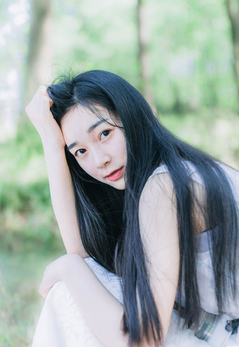 “好，我派人去办。”孟达点了点头。
